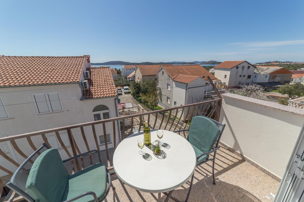 Apartments Valentino Βόντιτσε Εξωτερικό φωτογραφία